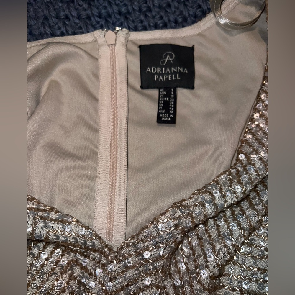 Adrianna Papell Beaded Sequin Dress sz 6 - Picture 4 of 5